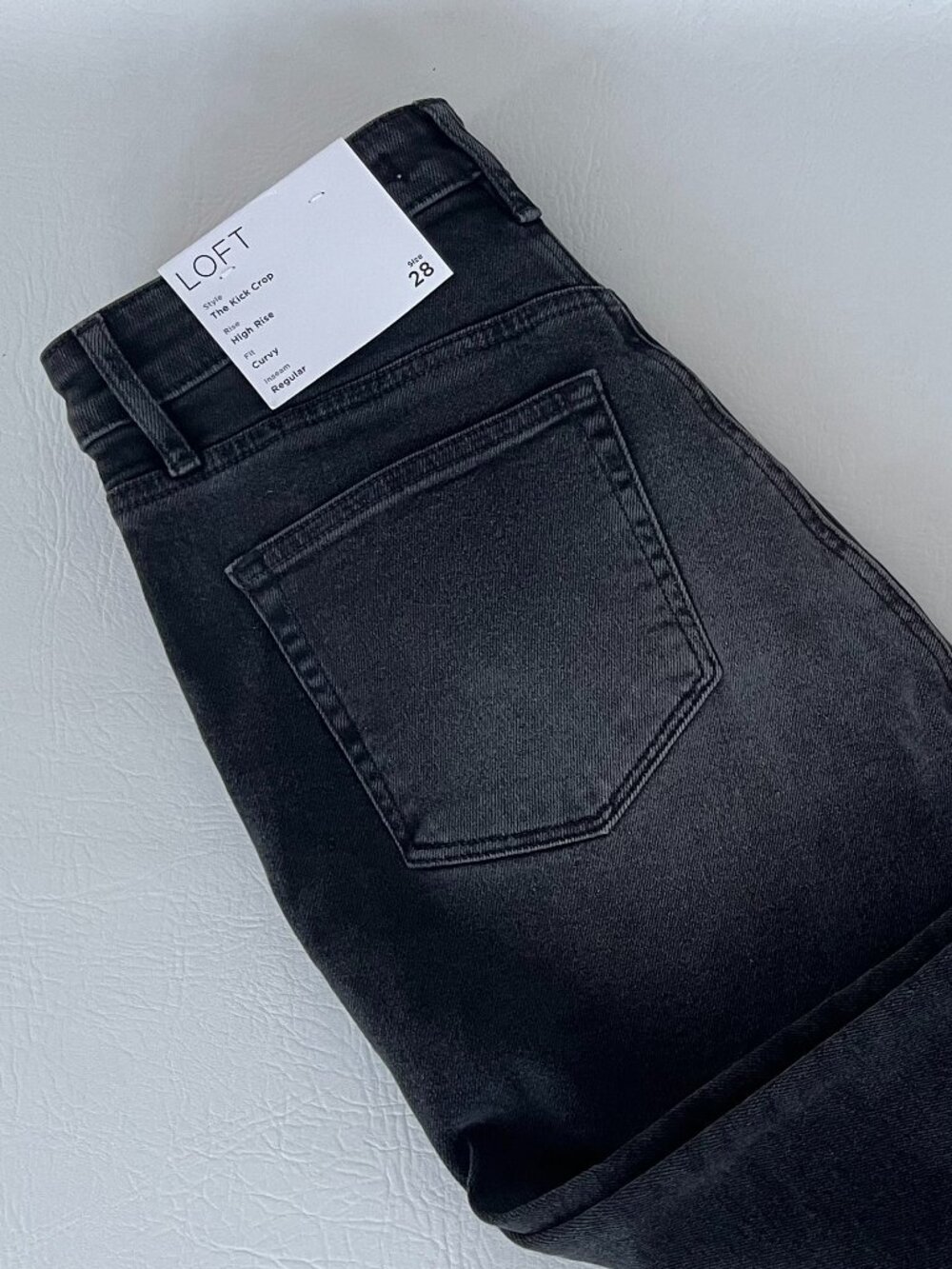 LOFT The Kick Crop Frayed High Rise Curvy Fit Jeans Black Wash Size 28 6 NWT NEW